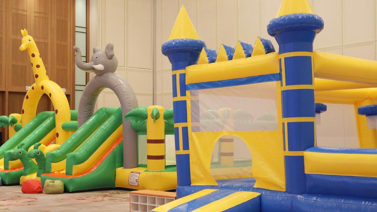 Shangri-La Qiantan, Shanghaj Zewnętrze zdjęcie